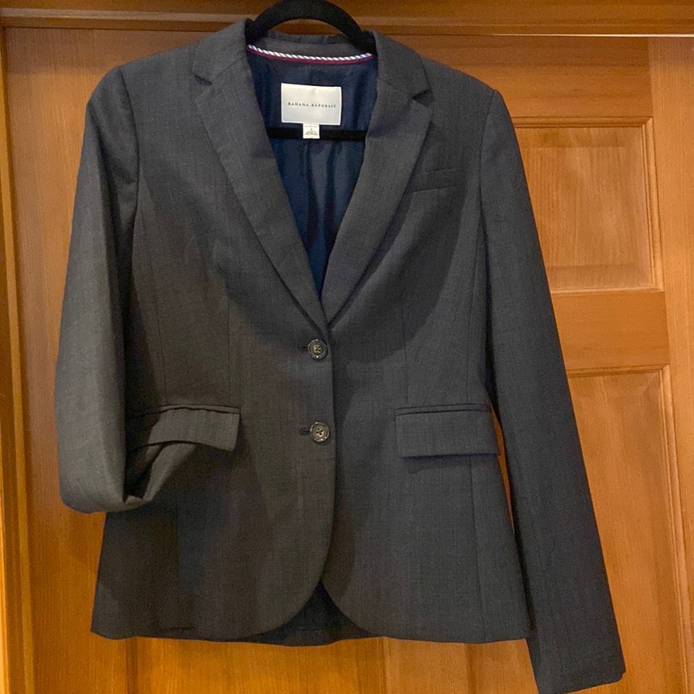 Women’s Banana Republic Wool Stretch Blazer Navy 4